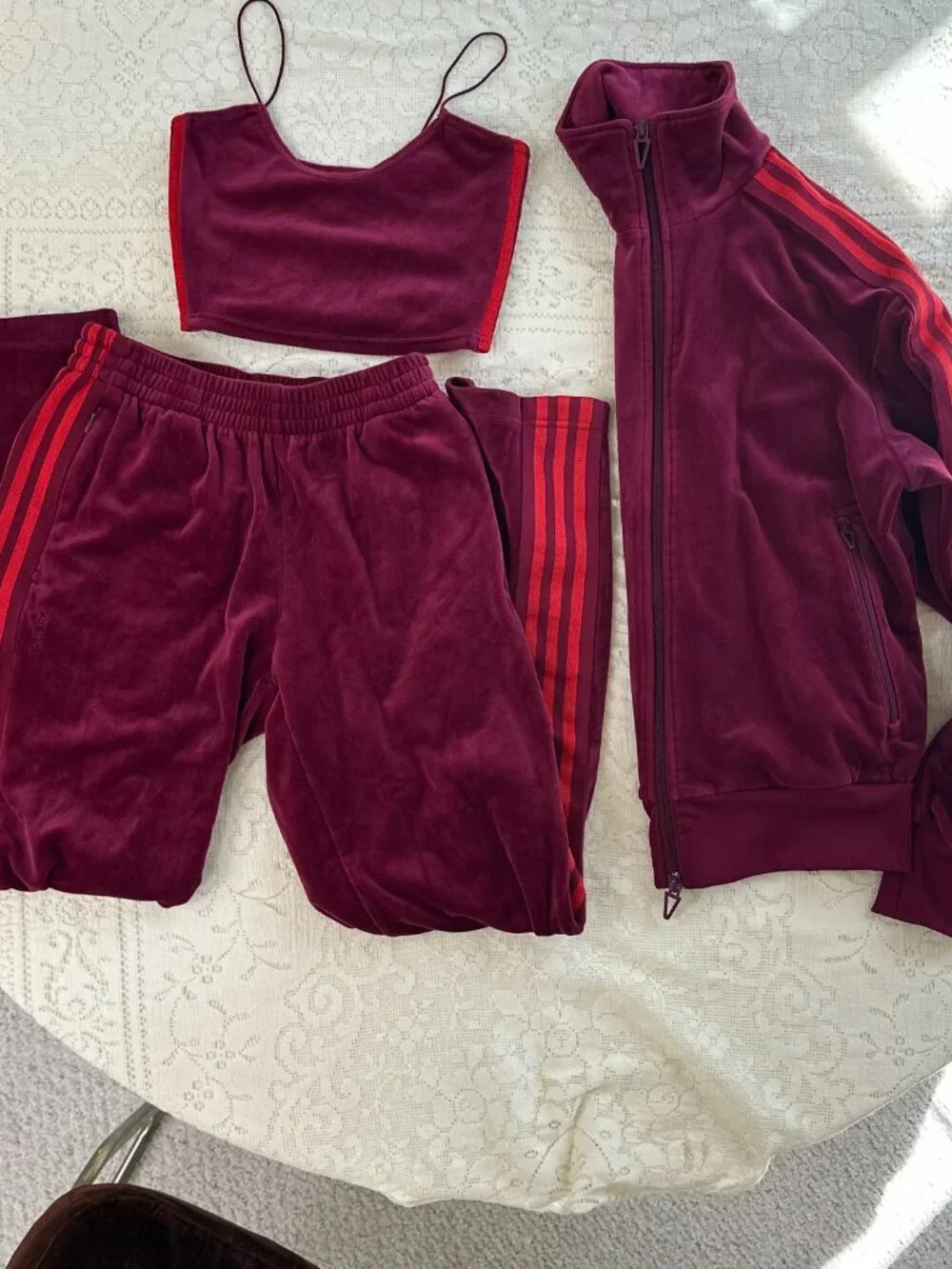 Adidas x IVY PARK Beyonce Cherry Wood Velour Track Suite Sweat Full Set XS S - Picture 2 of 6